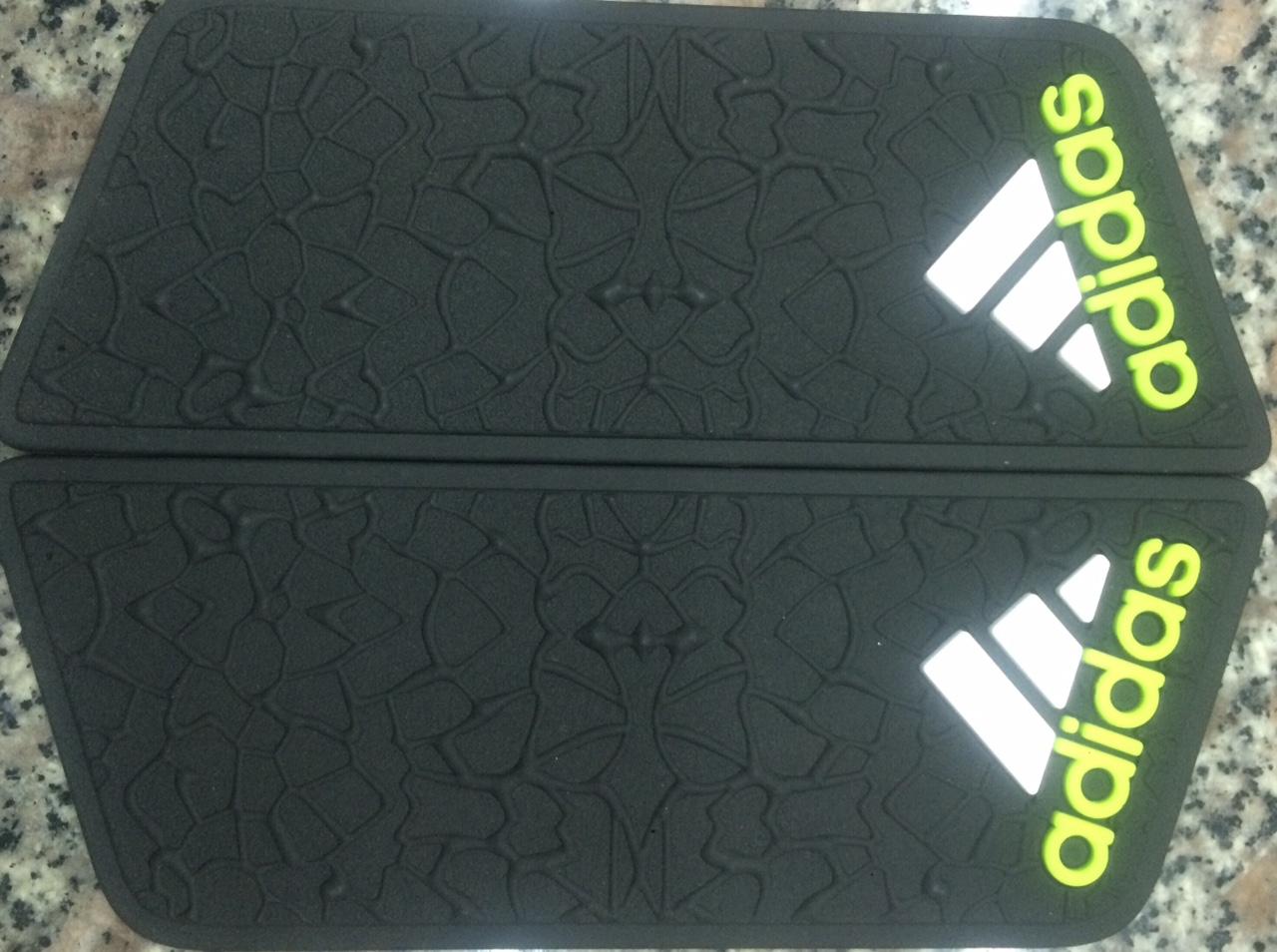 Logo ADIDAS - PVC + Silicone